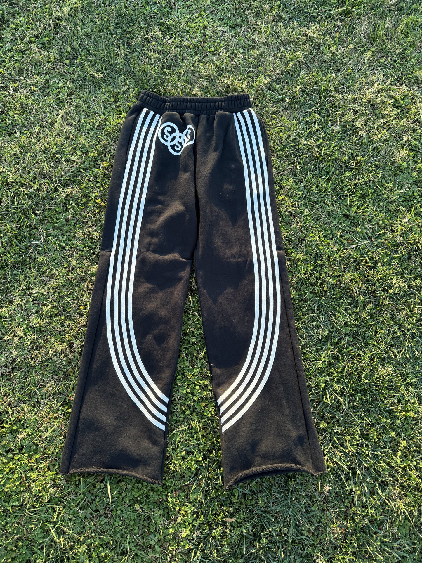 Stable uniform pants